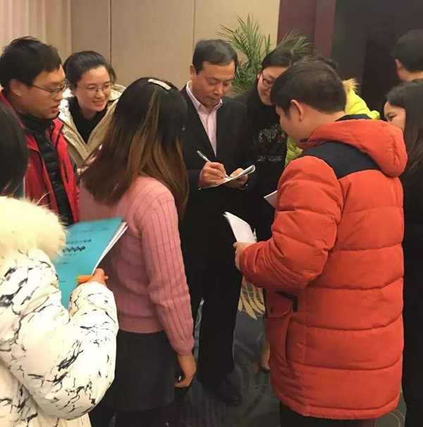 周末學習熱情這么高？南昌中級面授公開課現(xiàn)場燃爆！