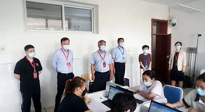 【重磅】2022年初級會計(jì)報(bào)考人數(shù)直降至325萬人！